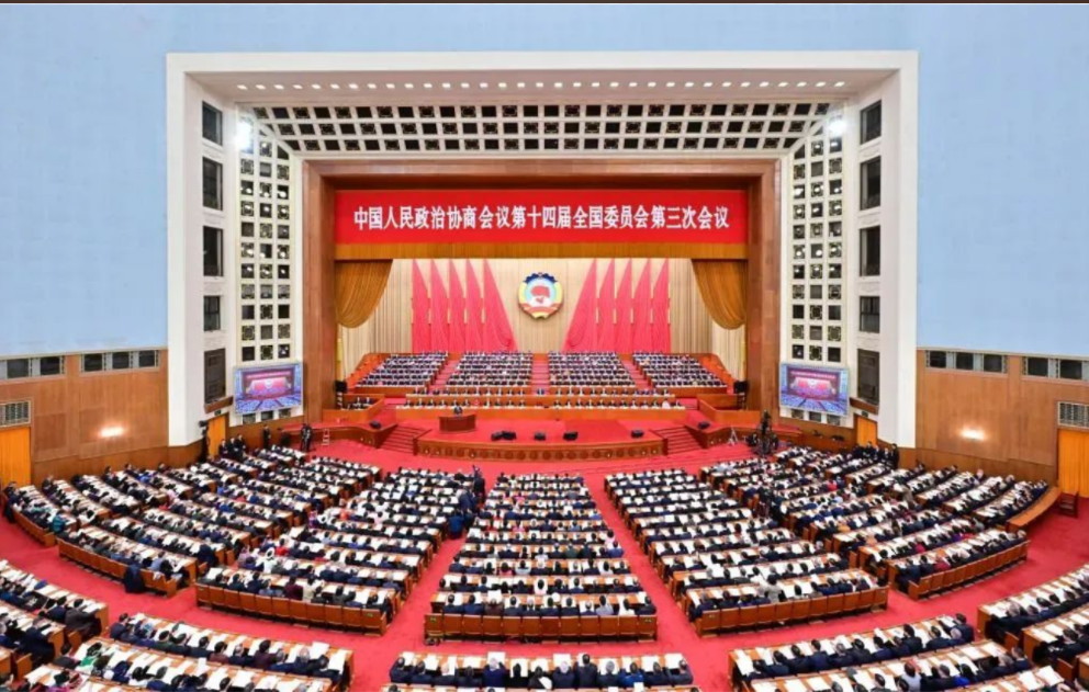 关注！政府工作报告点名智能网联新能源汽车_北京中汽四方会展有限公司